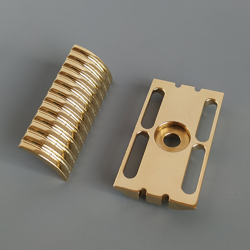 ดีคอสเมติก ดี 8 หัวมีดโกนสองคม - Safety Razor Handle บทวิจารณ์และราคา